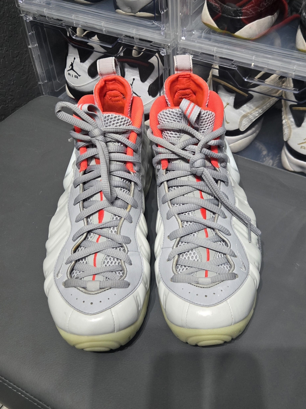 Nike Men's Light Gray Athletic Sneakers with Neon Orange Accents